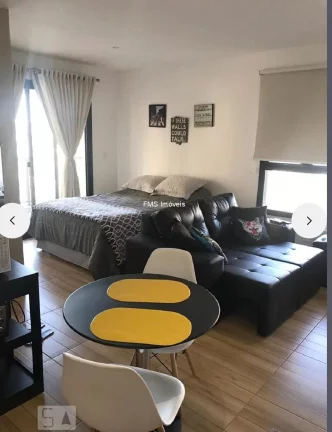 Imagem Apartamento à venda ou locação no Campo Belo com 1 quarto, 1 banheiro, 1 vaga.