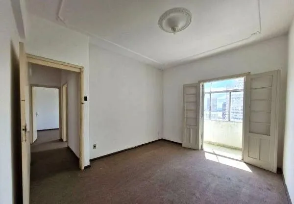 Imagem Apartamento no Centro de 3 dormitórios DESOCUPADO