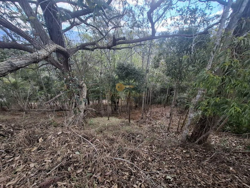 Imagem Terreno em Condomínio para Venda em Teresópolis / RJ no bairro Cascata do Imbuí