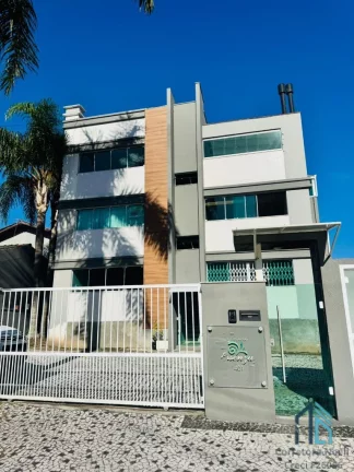 Imagem Cobertura com área gourmet, 03 quartos c/ suíte em Balneário Camboriú SC