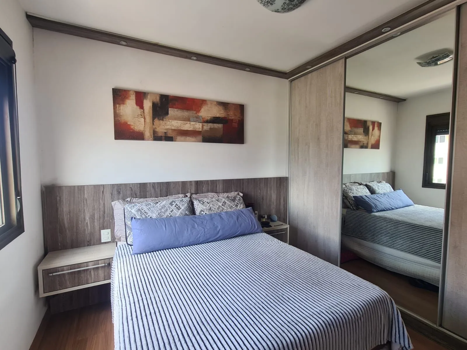 Imagem Vende-se apartamento com 3 quartos (1 suíte), 71 m² privativos e 2 vagas - Partenon