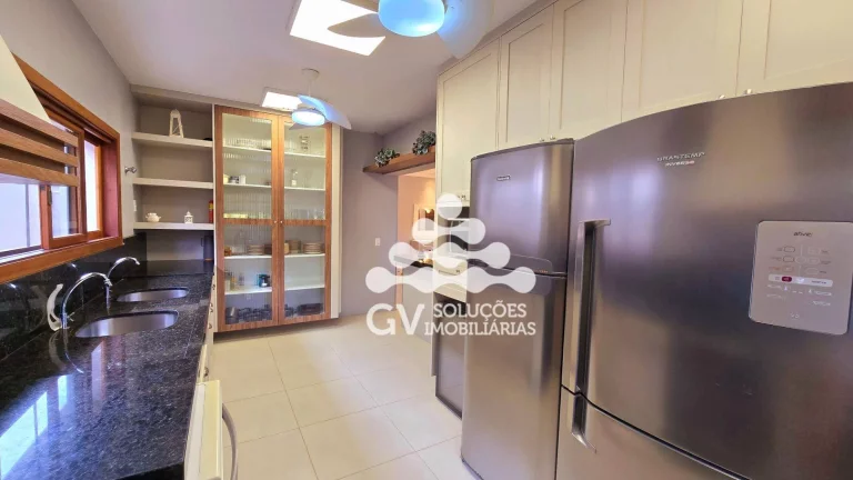 Imagem Casa com 5 dormitórios à venda, 250 m² por R$ 2.500.000,00 - Condomínio Lagoinha - Ubatuba/SP