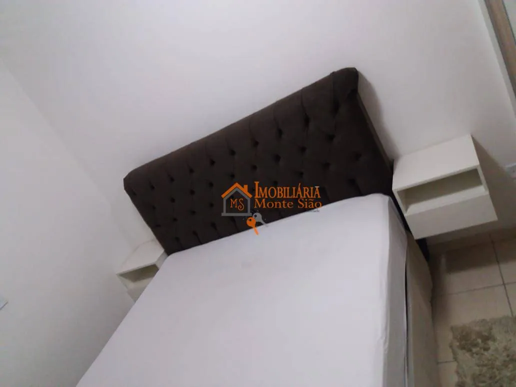 Imagem Apartamento com 2 dormitórios à venda, 48 m² por R$ 300.000,00 - Água Chata - Guarulhos/SP