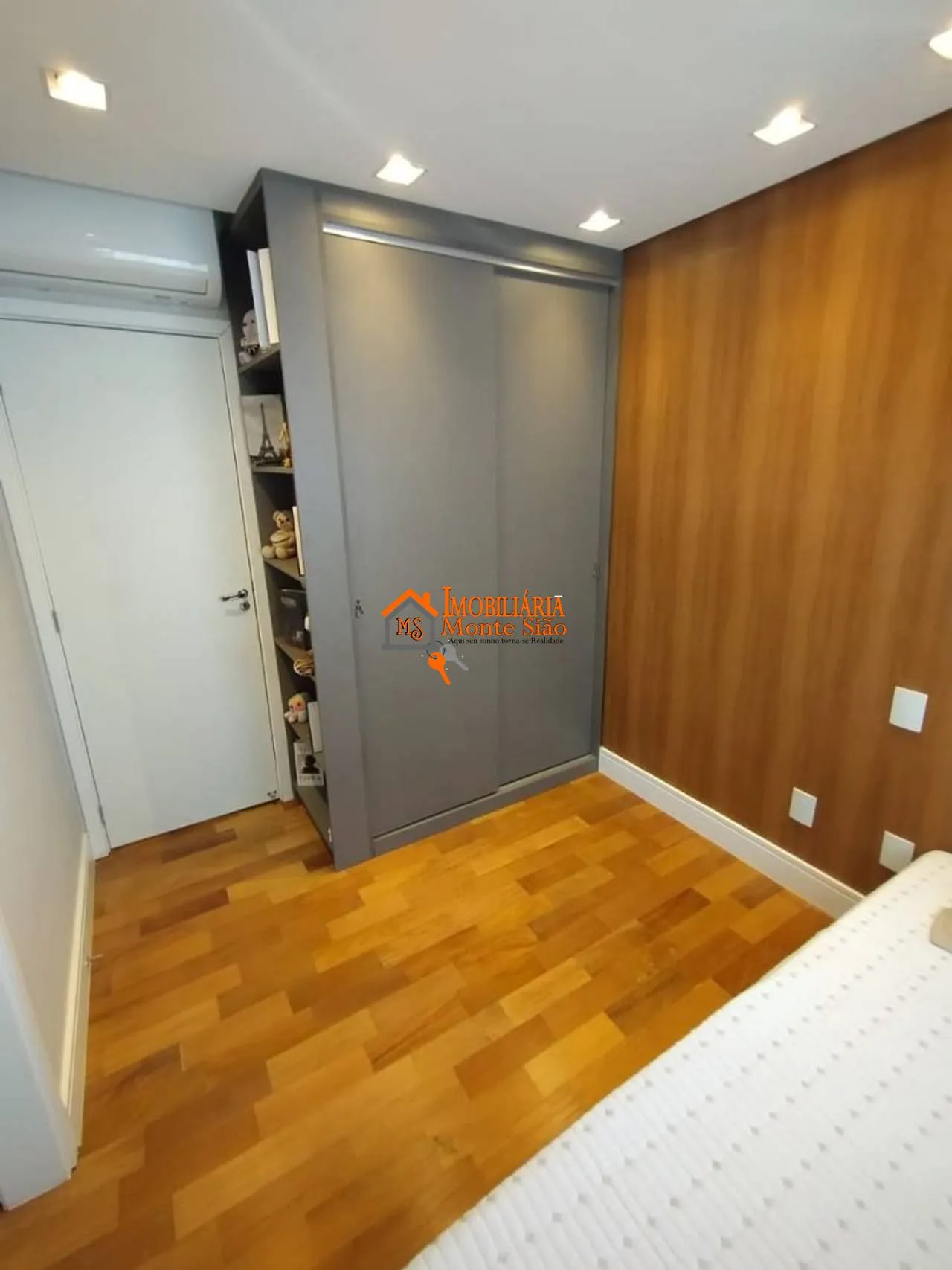 Imagem Apartamento com 3 dormitórios à venda, 122 m² por R$ 1.550.000,00 - Jardim Flor da Montanha - Guarulhos/SP
