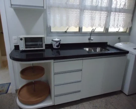 Imagem Apartamento à venda no Guarujá na Praia das Pitangueiras.