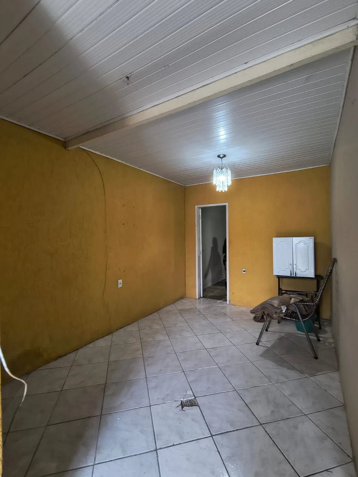Imagem Casa de esquina com 3 dormitórios no bairro Campo Novo