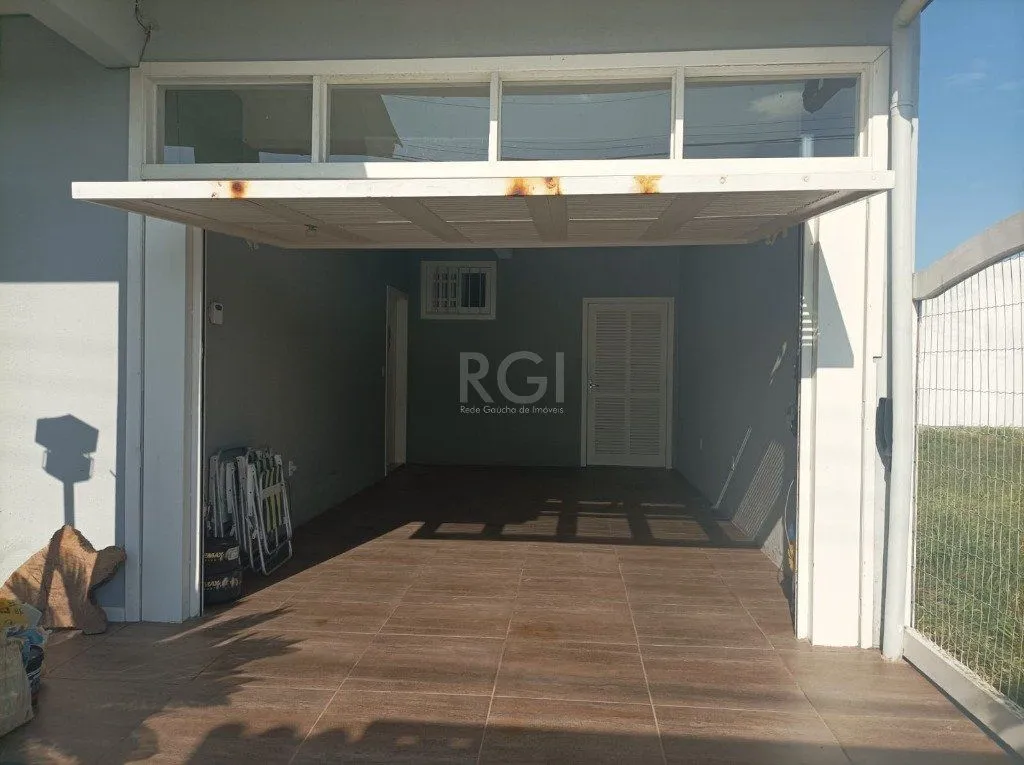 Imagem Casa para Venda 3 dormitórios 2 vagas - Capão Novo