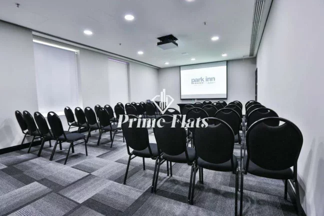 Imagem Flat disponível para venda no Park Inn by Radisson Berrini no Brooklin Novo, com 28m², 1 dormitório e 1 vaga de garagem