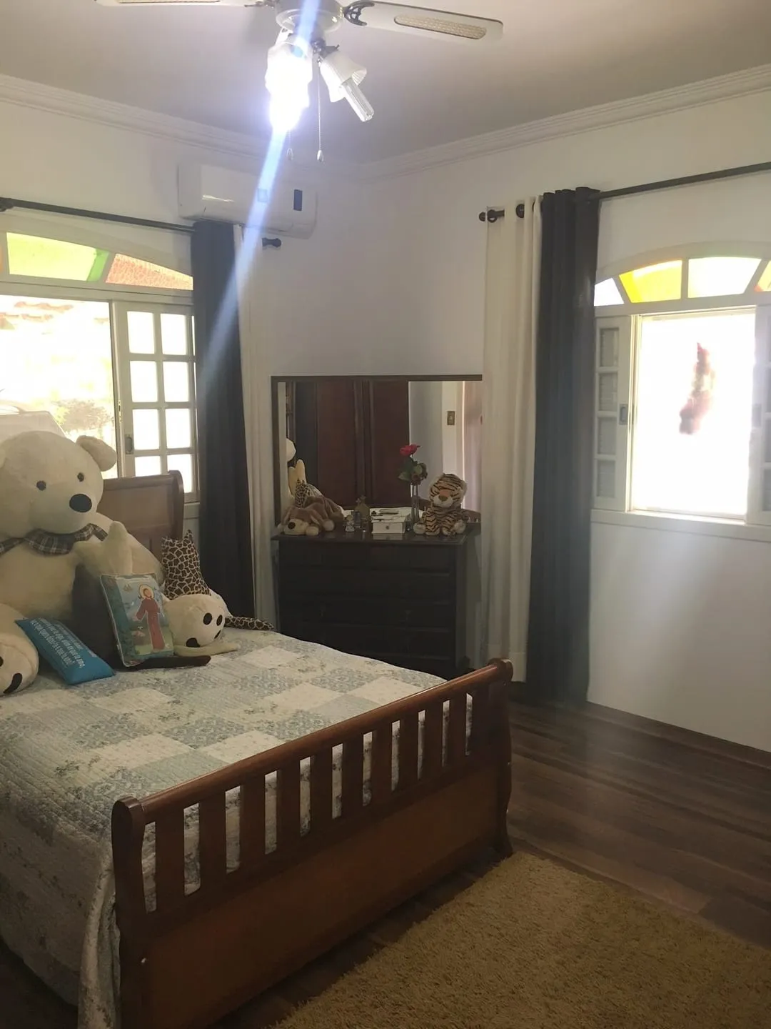 Imagem Chácara à venda 3 Quartos, 1 Suite, 10 Vagas, 12563M², Colônia Piaguí, Guaratinguetá - SP