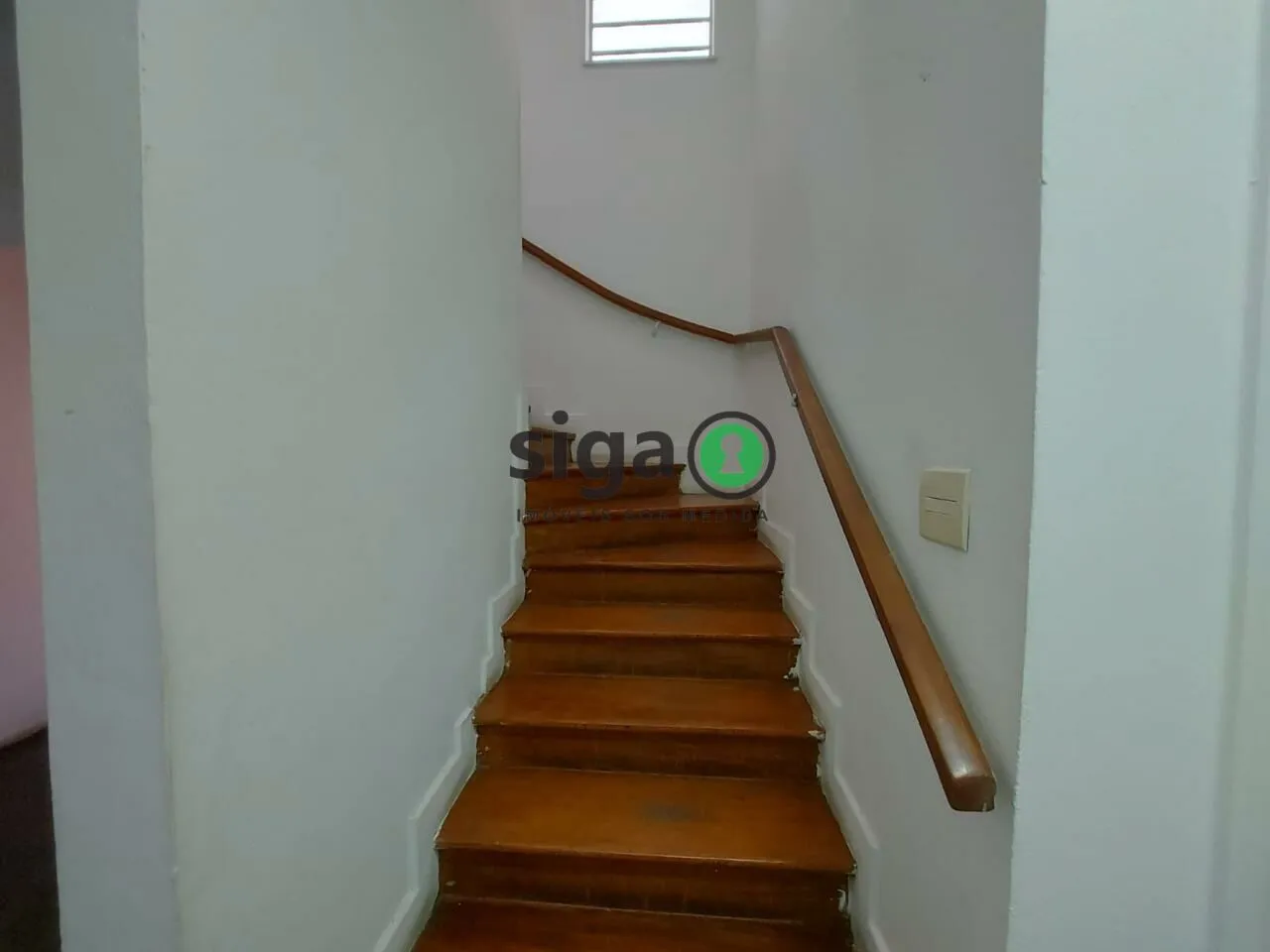 Imagem Casa Comercial para Locação em Pinheiros, com 350m² com 8 vagas, Sem mobilia