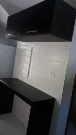 Imagem CASA NO CONDOMÍNIO VILLA DE SEVILHA - FLORES
