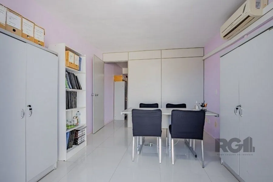 Imagem Excelente cobertura comercial de 79m² com 2 banheiros.