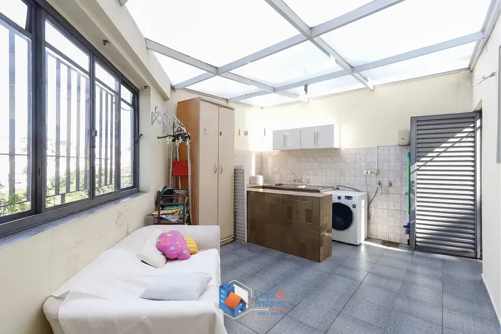 Imagem Casa à venda 3 Quartos 2 Suites 6 Vagas 304M² Chácara Inglesa São Paulo - SP