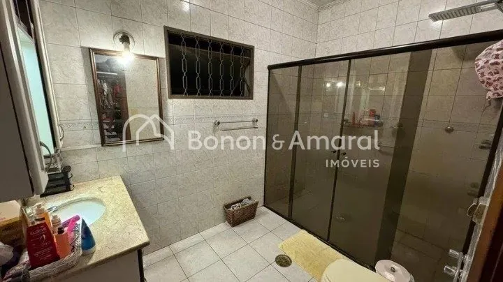 Imagem Casa estilo sobrado, com 3 quartos, 1 suíte, na Cidade Universitária em Campinas - SP