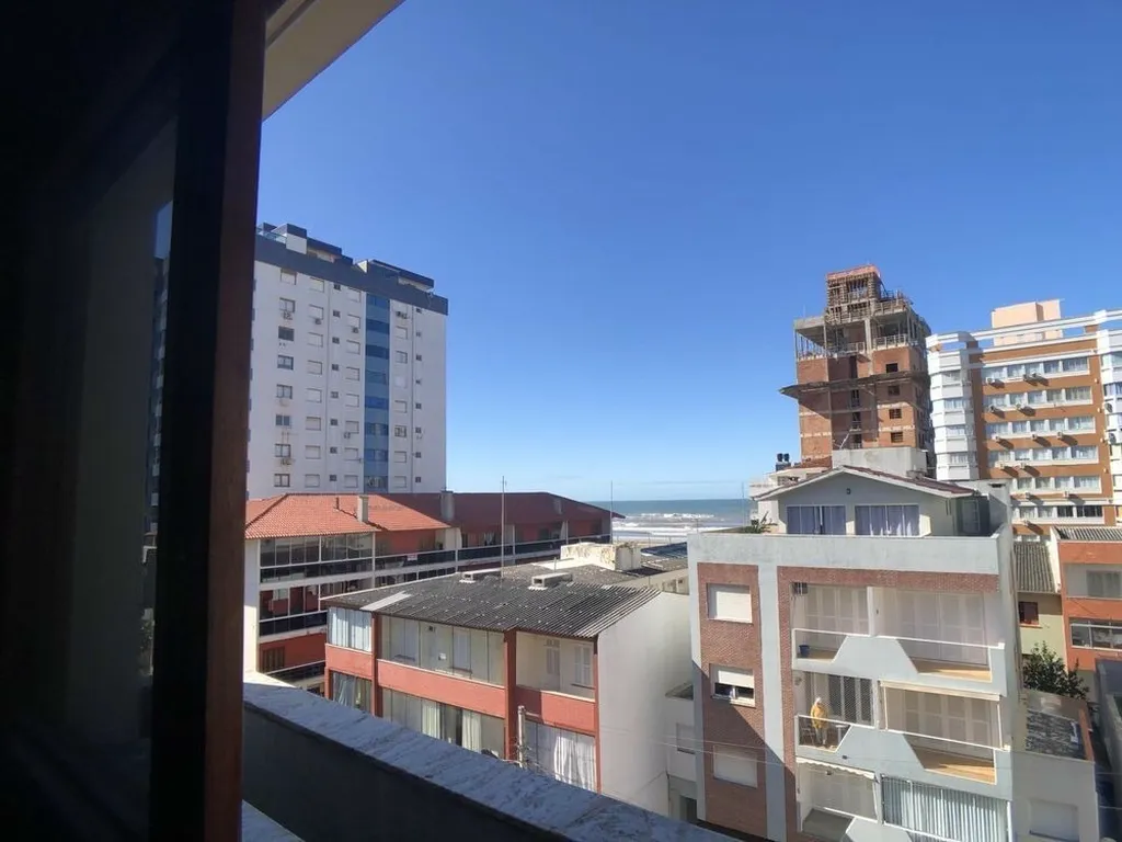 Imagem Apartamento à venda em Capão da Canoa, Centro, com 3 quartos, 128m2