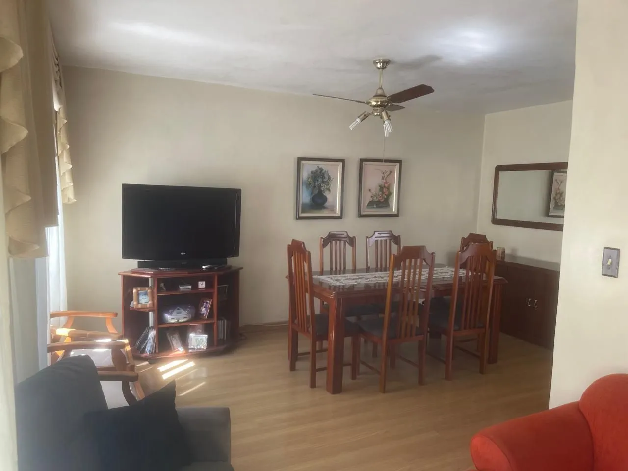 Imagem Apartamento de 3 quartos e 1 vaga garagem no bairro Rio Branco em Porto Alegre