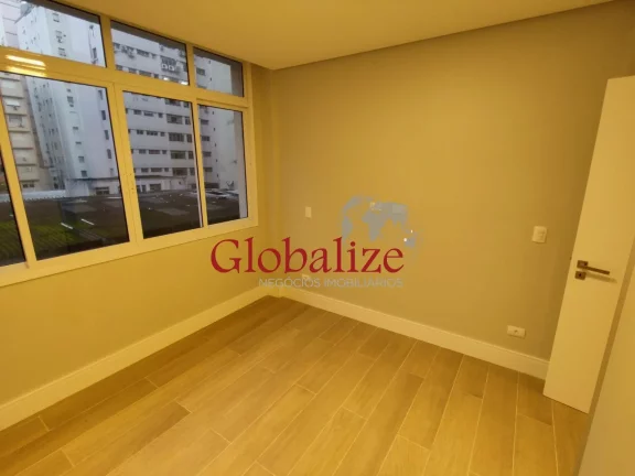 Imagem LINDO apartamento de 2 dormitórios todo reformado e planejado PORTEIRA FECHADA no bairro do Boqueirão em Santos (SP) por R$.700.000,00 com vista l