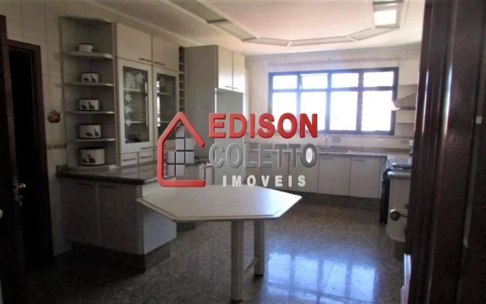 Imagem Espetacular apartamento a venda de 192m², no Edifício Itapema, no Centro de Piracicaba!!