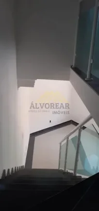 Imagem Sobrado à Venda 3 Dormitórios a 3 Min da Av. Sabará!