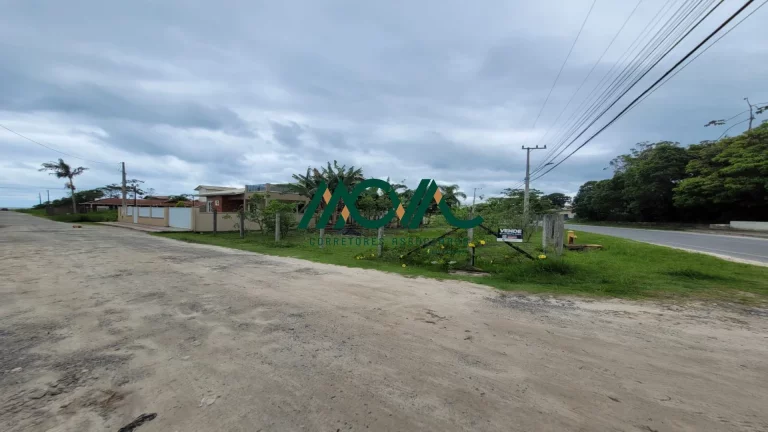 Imagem Terreno Comercial, frente asfalto e perto da praia! Oportunidade no Balneário Rio Gracioso