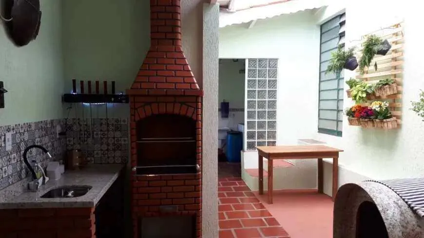Imagem Casa à venda em Campinas, Vila Nova Teixeira, com 2 quartos, com 250 m2