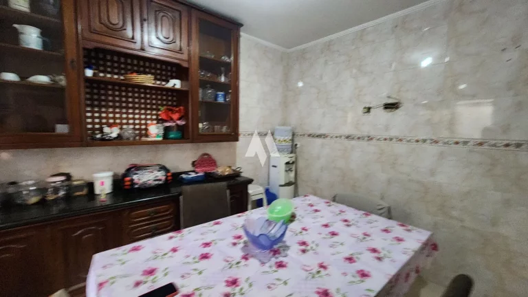 Imagem Sobrado para Locação em Vila Privativa – 2 Dormitórios, Churrasqueira e Localização Incrível!