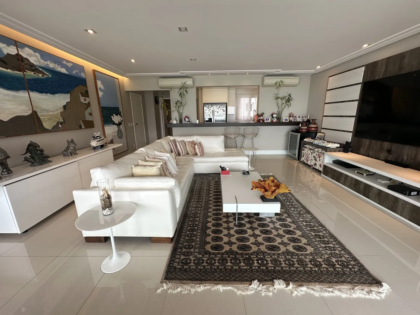 Imagem Apartamento para Locação, Centro, 4 dormitórios, 3 suítes, 4 banheiros, 2 vagas