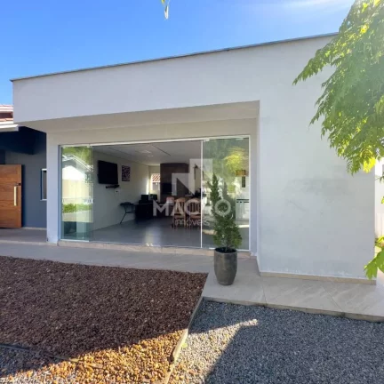 Imagem Casa com Piscina | Vila Nova | 2 quartos (1 suíte com closet) | 100m²