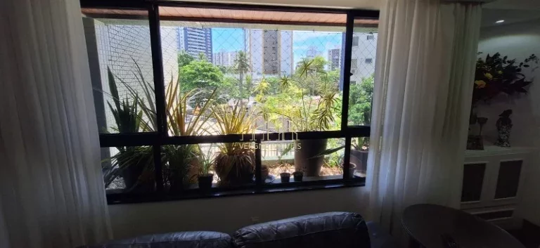 Imagem Bem localizado e ambientes amplos esse apartamento com quatro quartos a venda na pituba
