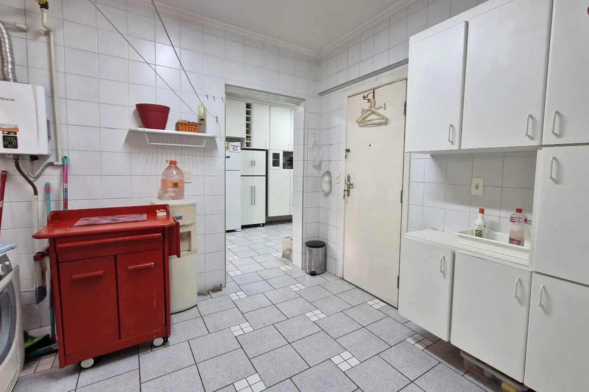 Imagem Apartamento para venda em Vila Andrade com 4 quartos, sendo 2 suítes, 219m2