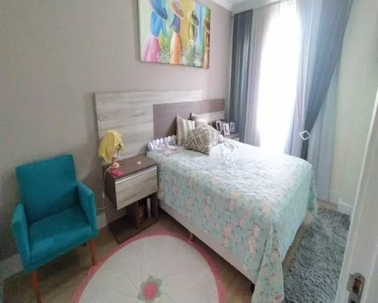 Imagem Sobrado em condomínio, 03 quartos, 02 vagas no Atuba/Tingui em Curitiba PR