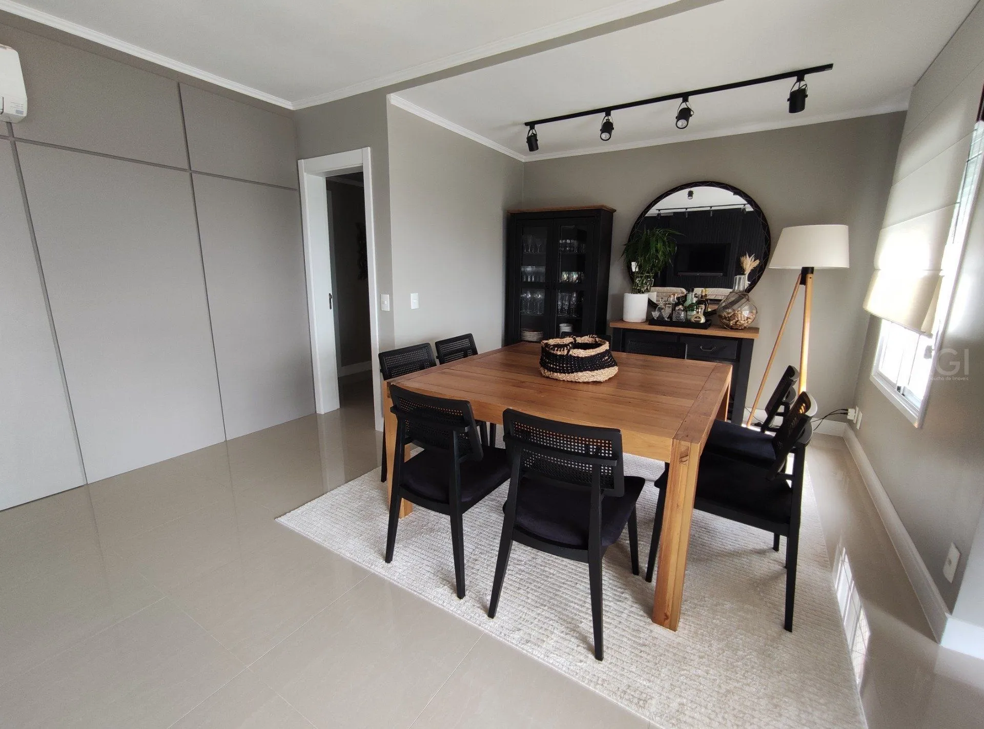 Imagem Apartamento para Venda - 162.53m², 3 dormitórios, sendo 3 suites, 2 vagas - Jardim Do Salso