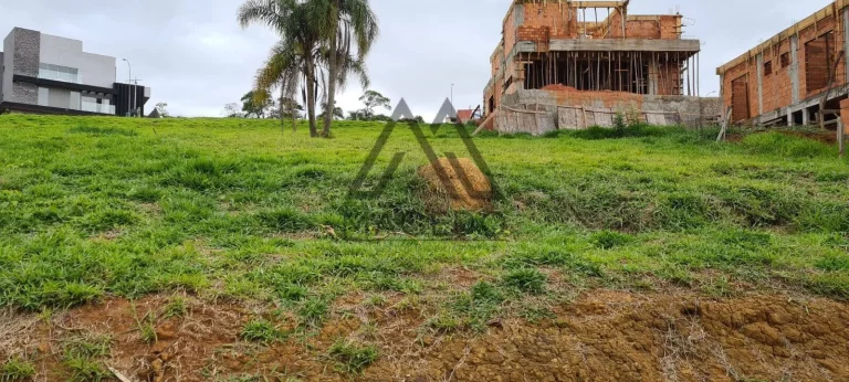 Foto do imóvel Terreno de 500m² no Condomínio Vintage - Granja Viana