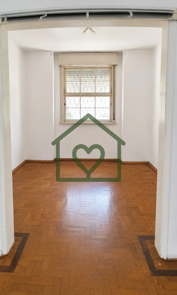 Imagem Casa em alvenaria, próxima à 24 de outubro no coração do Bairro Auxiliadora, com a seguinte comp...
