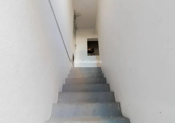 Imagem Galpão Comercial mais 4 Salas e Imóvel nos Fundos - Localização Estratégica