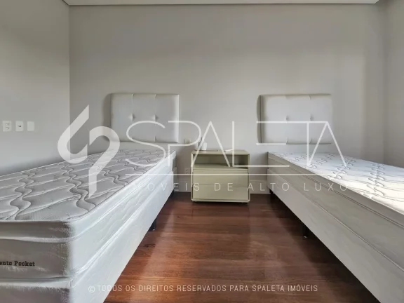 Imagem Linda residência com arquitetura toscana à venda no Boulevard da Fazenda da Grama