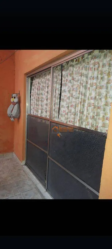 Imagem Sobrado com 3 dormitórios à venda, 2000 m² por R$ 692.000,00 - Jardim Pinhal - Guarulhos/SP