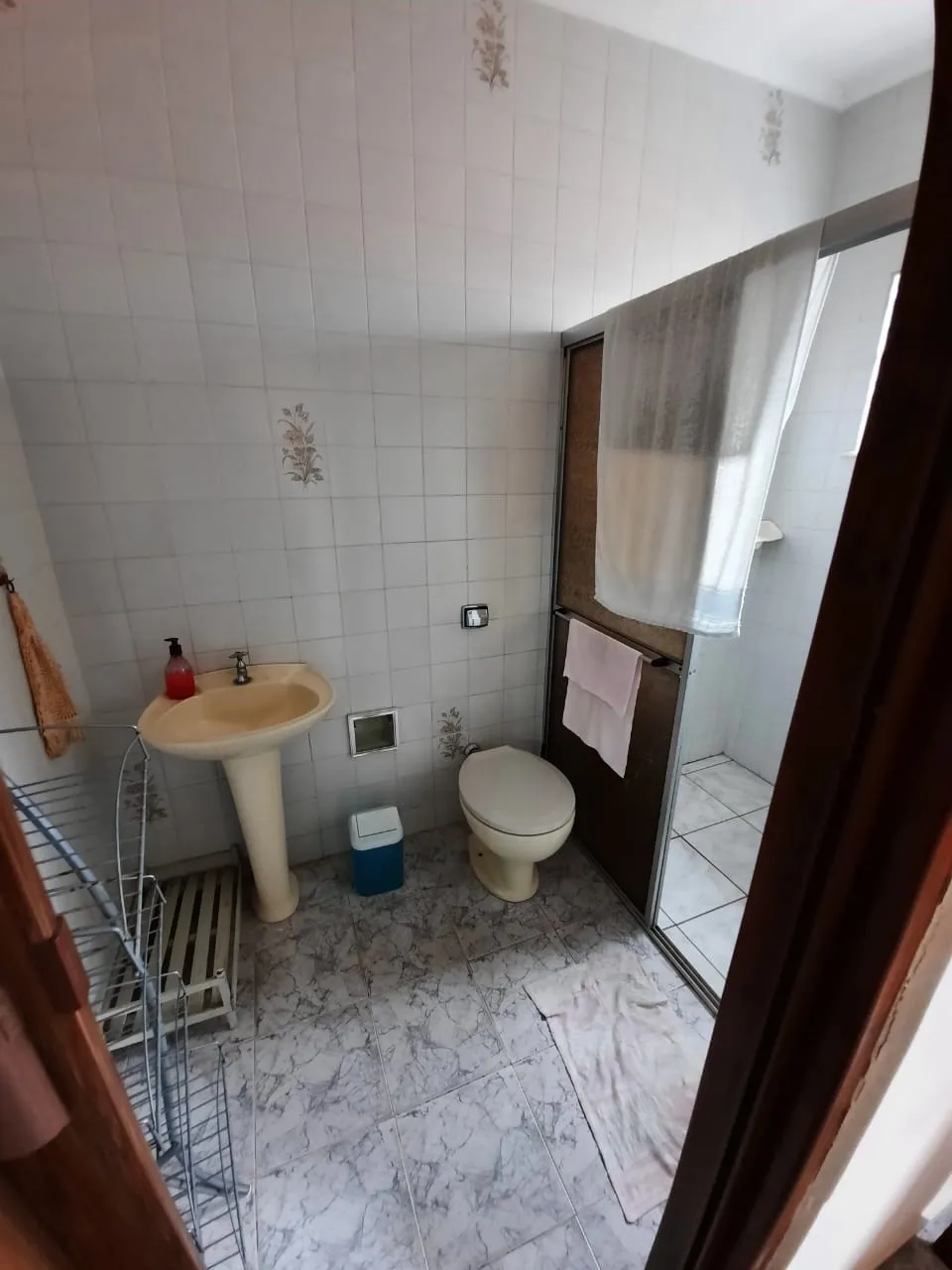 Imagem Comercial à venda 3 Quartos, 1 Suite, 1 Vaga, 245M², Vila Rica, Pindamonhangaba - SP