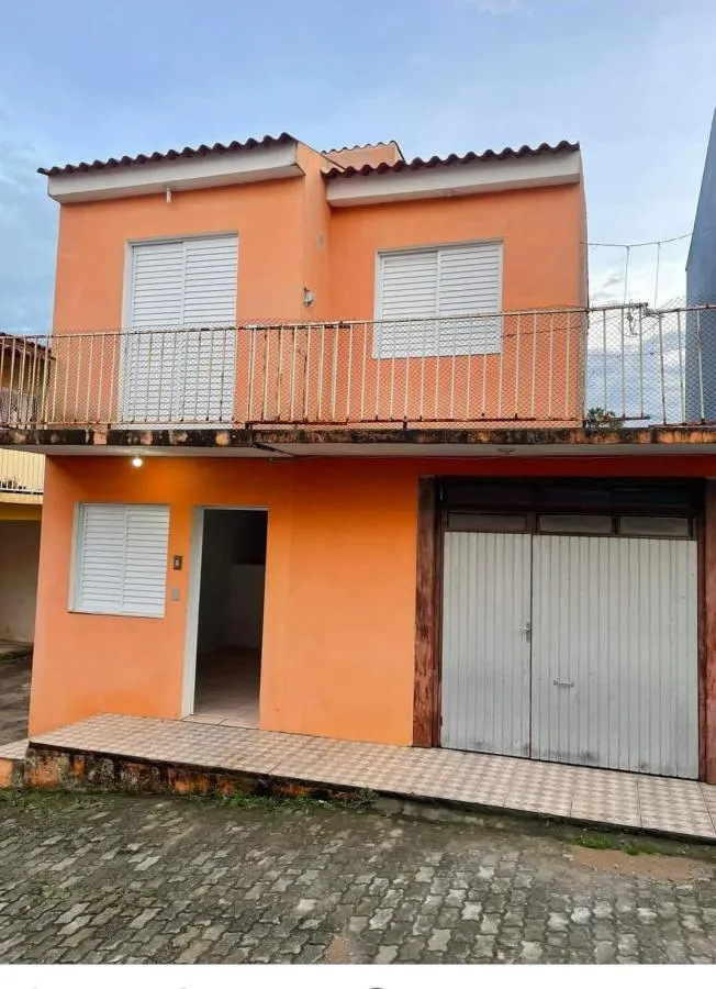 Casa para Venda em Canguçu, Izabel, 2 dormitórios, 1 banheiro, 1 vaga