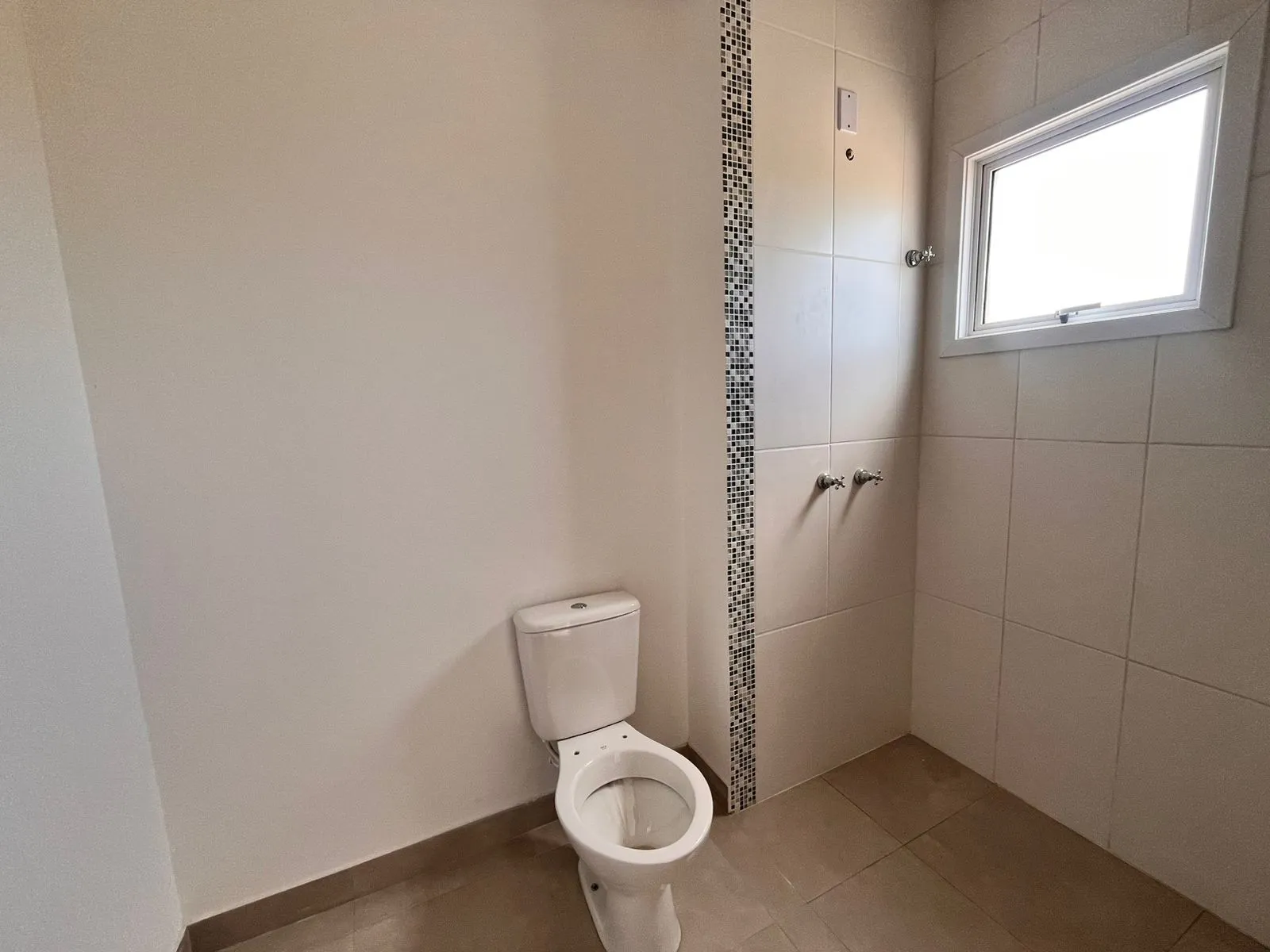 Imagem Casa no Bairro Aberta dos Morros - 3 Dormitórios Sendo 2 Suítes