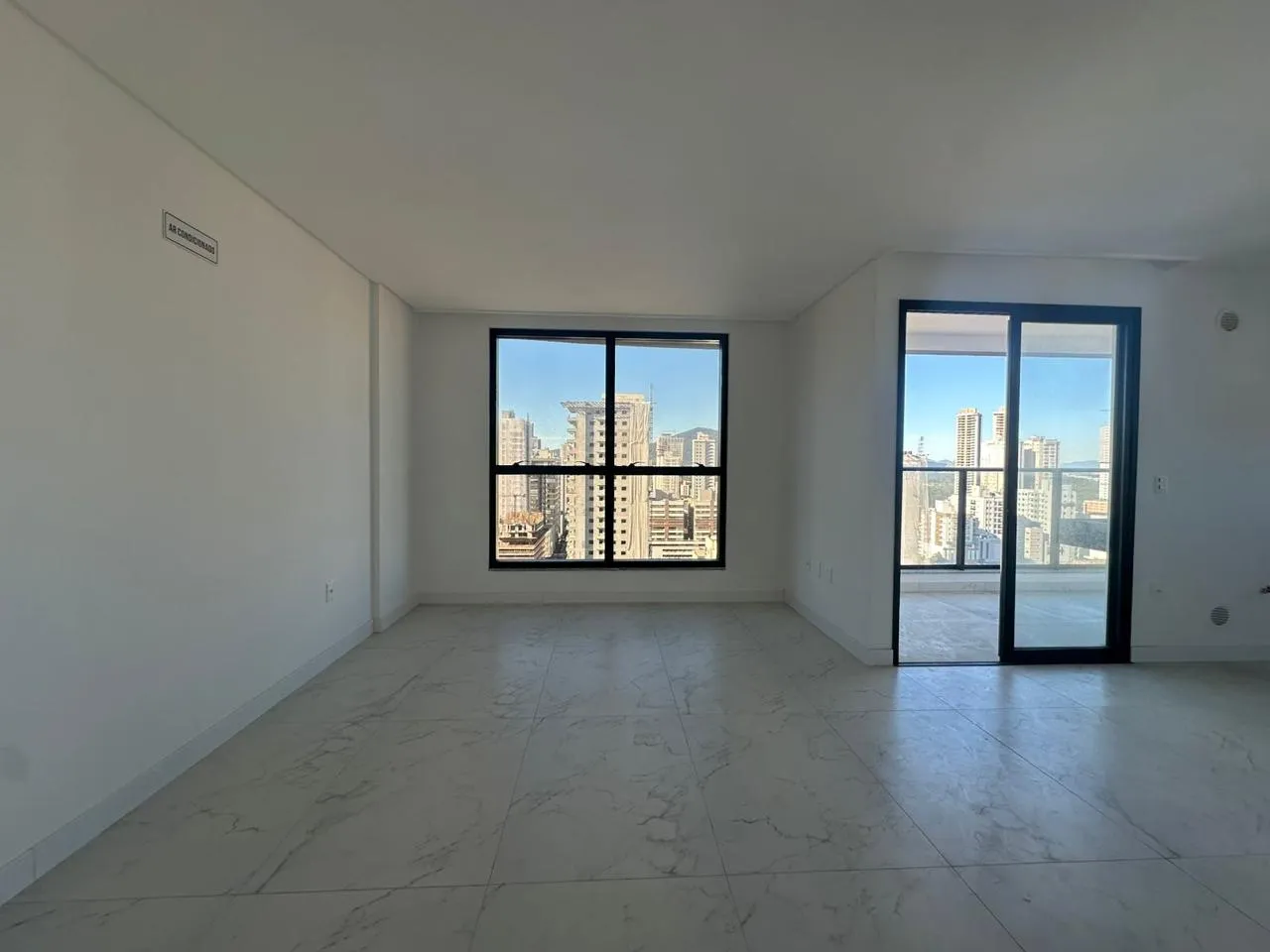 Imagem Apartamento à venda com 110m2 por R$ 1.700.000,00