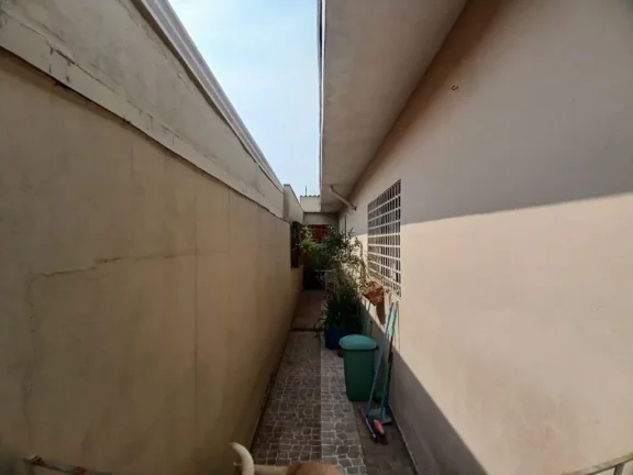 Imagem EXCELENTE OPORTUNIDADE!!! CASA NO MARACANÃ 3 DORMITÓRIOS 5 VAGAS!!!