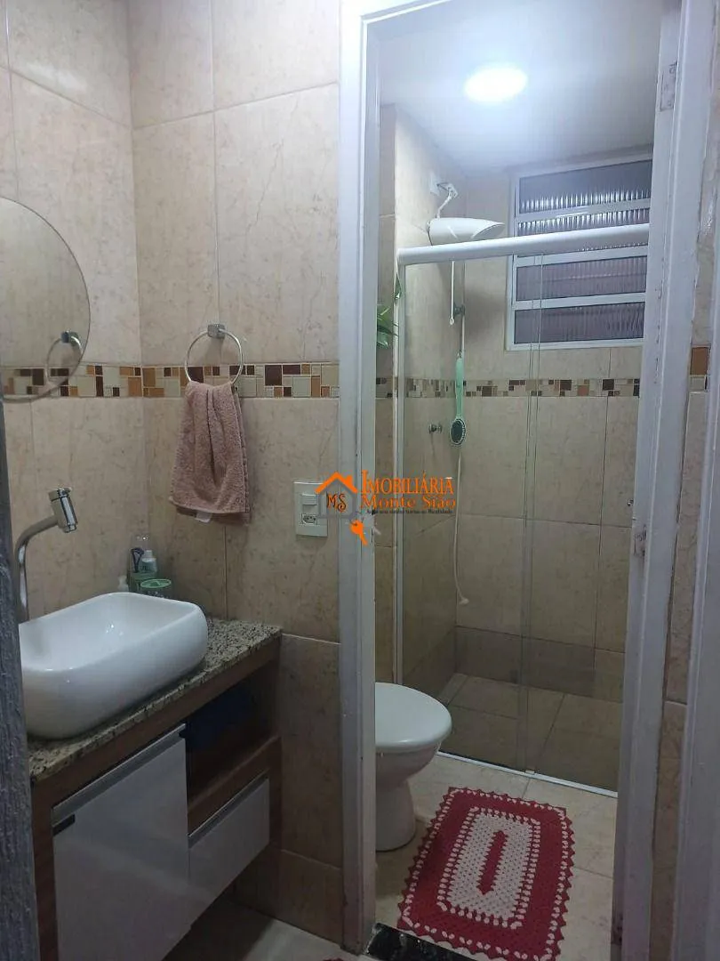 Imagem Apartamento com 2 dormitórios à venda, 43 m² por R$ 185.000,00 - Jardim Guilhermino - Guarulhos/SP