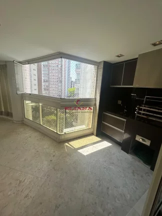 Imagem Apartamento de luxo com 4 quartos, 366m², para locação em São Paulo, Alto da Lapa