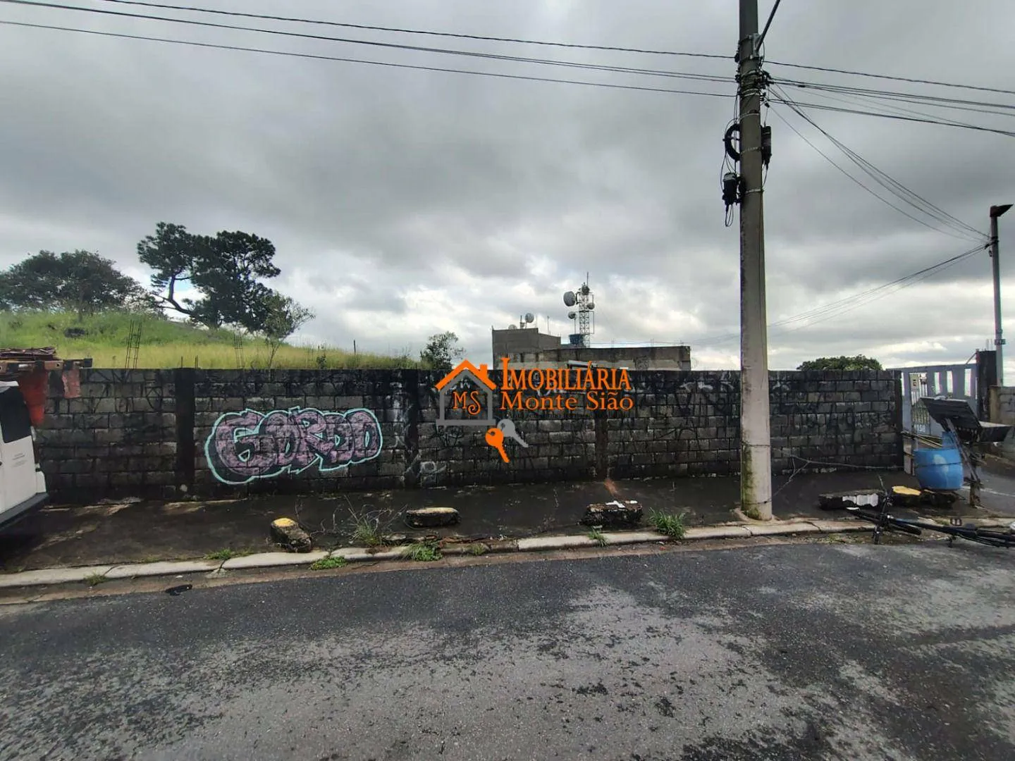 Foto do imóvel Terreno à venda, 400 m² por R$ 370.000,00 - Mikail II - Guarulhos/SP