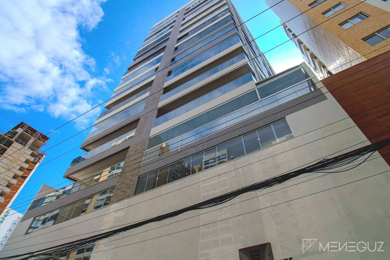 APARTAMENTO 3 QUARTOS 2 VAGAS E VISTA PRO MAR!