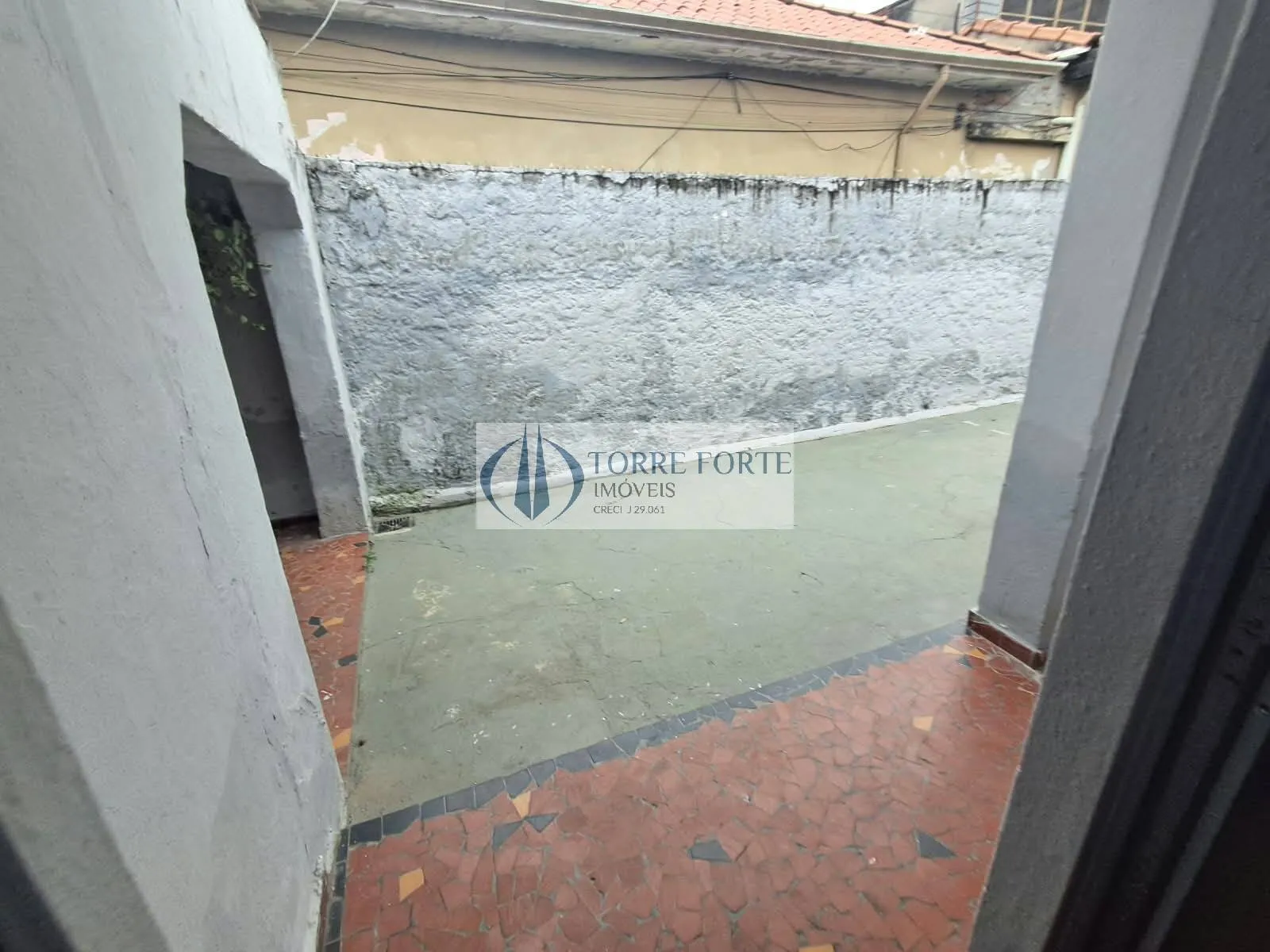 Imagem Casa 2 dormitórios 1 banheiro 4 vagas na Vila Carrão