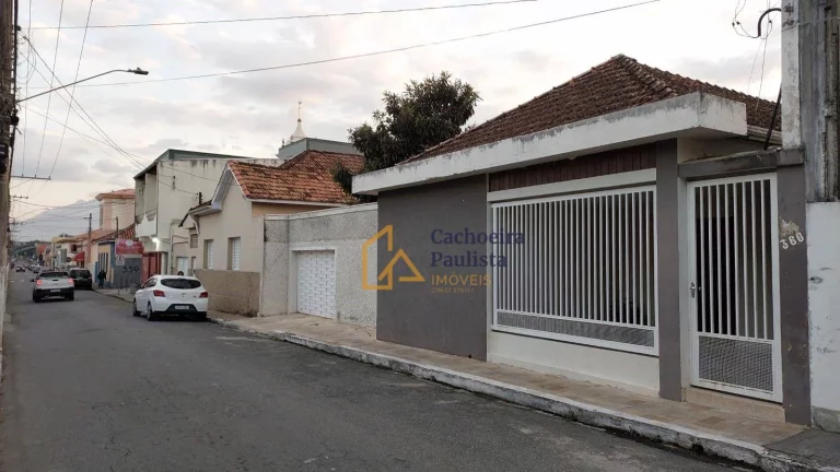 Imagem Casa com 4 dormitórios à venda - Centro - Cachoeira Paulista/SP