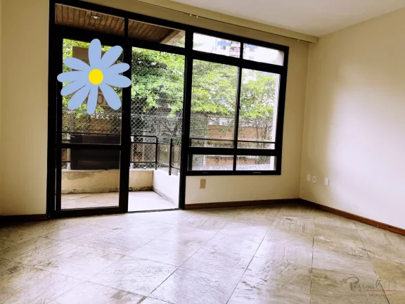 Imagem Apartamento amplo com 4 quartos, 2 vagas ao lado do Shopping Beira Mar Florianópolis! Se sua busca ...