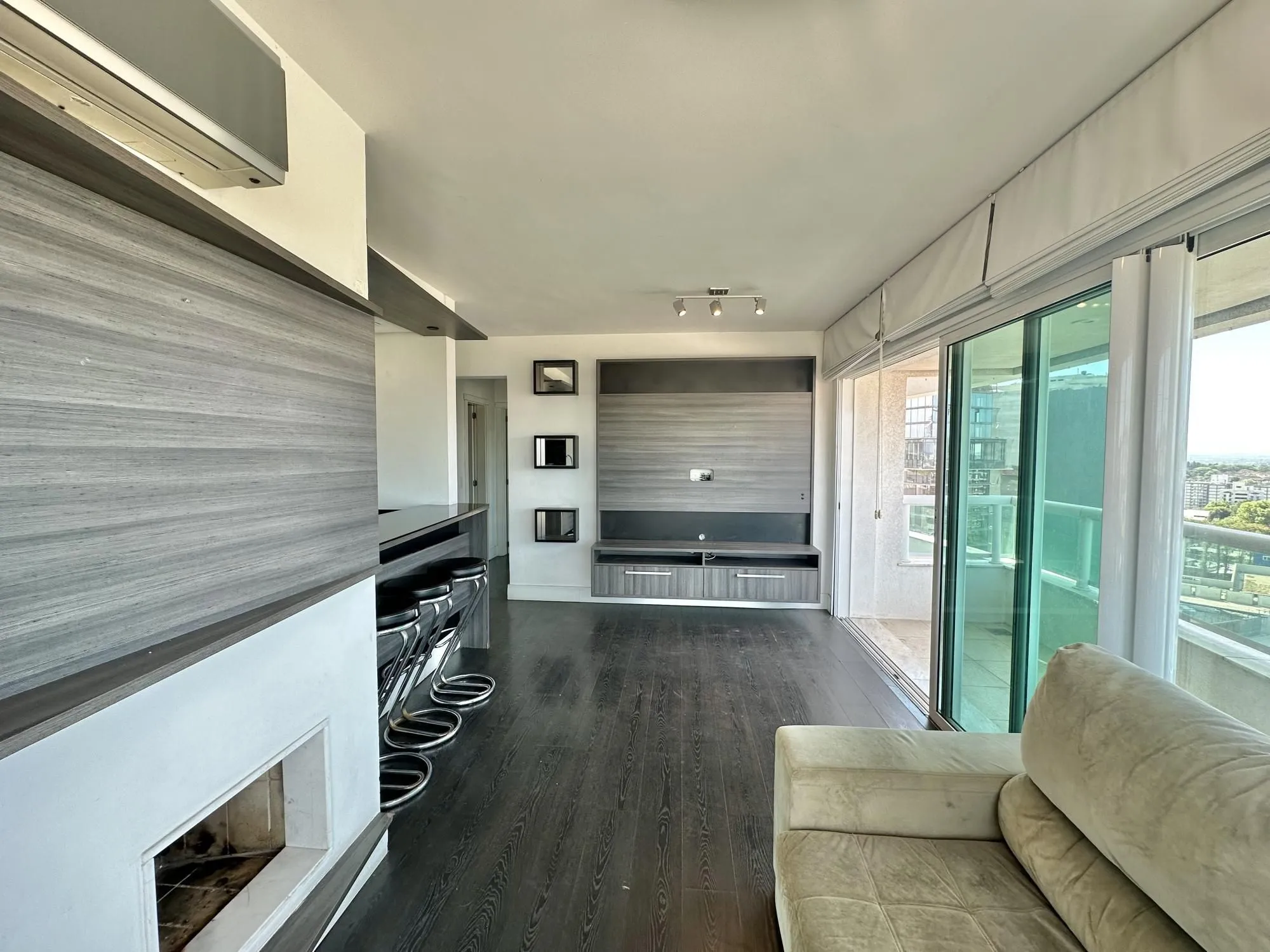 Imagem Apartamento 2 Dormitórios para comprar no Parigi Residence Bairro Três Figueiras